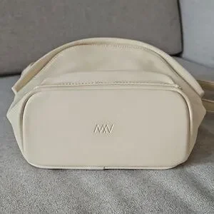 Matt & Nat Off-White Mini Backpack Matt & Nat | Bags | Matt Nat Offwhitebeigecream Mini  main image 4